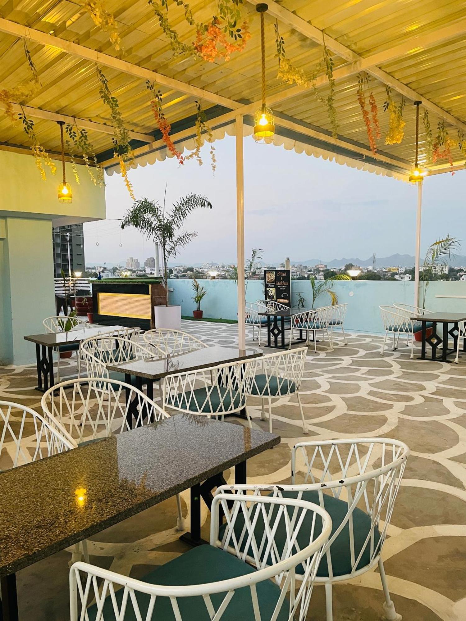 Hotel Laakhan By Ghumo Udaipur Exterior foto